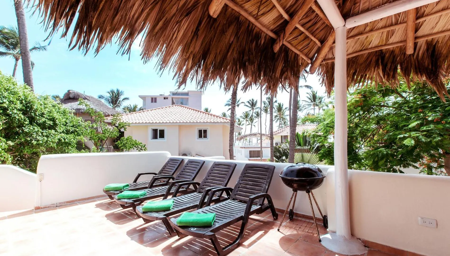 Blue Sky Studios With Pool - Playa Los Corales Punta Cana