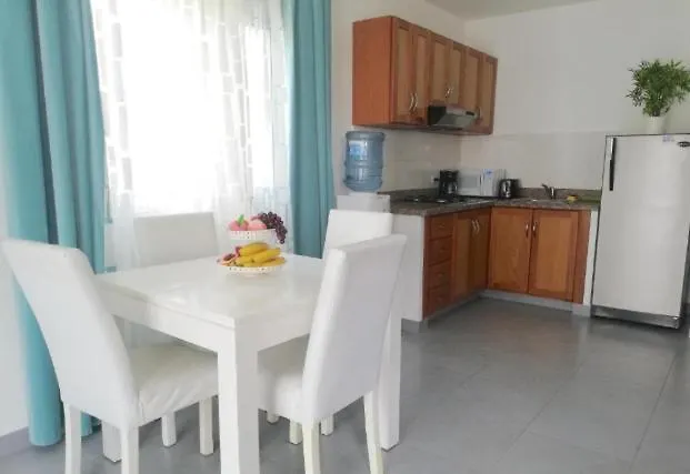 Blue Sky Studios With Pool - Playa Los Corales Punta Cana Apartment