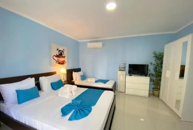 Blue Sky Studios With Pool - Playa Los Corales Punta Cana Apartment